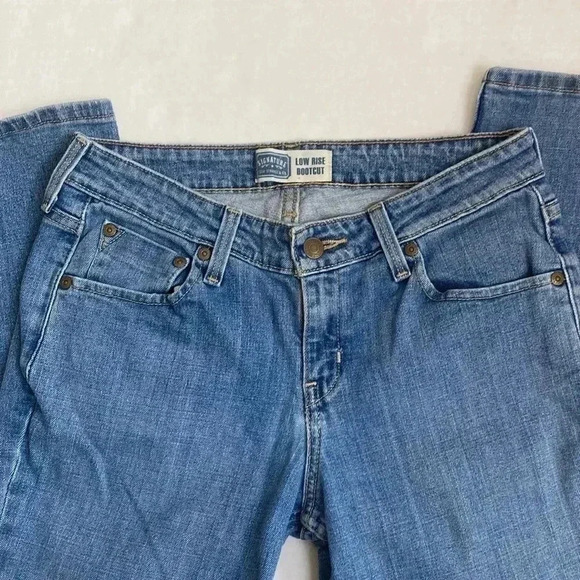 Signature by Levi Strauss low rise bootcut - Picture 4 of 9